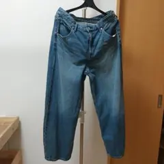 ユニクロ バギーカーブジーンズ 28 丈短め 67BLUE