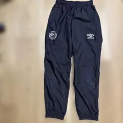 umbro ブラック ピステパンツ