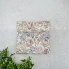 ミニサニタリーポーチ　マリエッタ　ピンク系　花柄ハンドメイド フラットポーチ