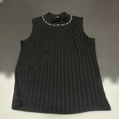INGNI ブラックノースリーブトップス