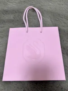 Item thumbnail for item 016c0438-9b24-45b3-9877-f5fb9e784d98