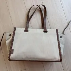 VASIC トートバッグ キャンバス レザー オフホワイト ブラウンのサムネイル