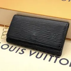ルイヴィトン エピ ミュルティクレ4 4連キーケース ノワール ブラック
