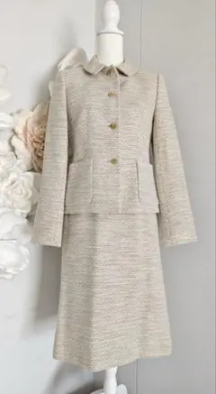 【美品】アクアスキュータム シルク混 セットアップ スカートスーツ ベージュ