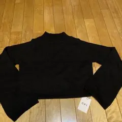 ハイネックニット ショート丈