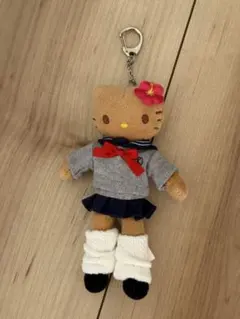d*7様 ハローキティ セーラー服 ぬいぐるみキーチェーン