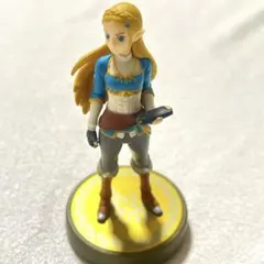 【美品】 amiibo ゼルダの伝説 ブレスオブザワイルド ゼルダ あつ森