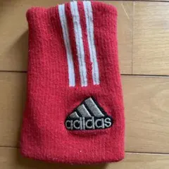 adidas 赤 片方　リストバンド 3本ライン