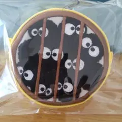 三鷹の森ジブリ美術館　マックロクロスケ　刺繍ポーチ
