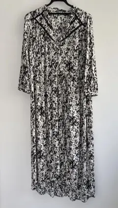 美品　ZARA ザラ　アニマルプリント ロングワンピース　総柄　レオパード