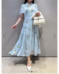 【新品】セルフォード　ボタニカルフラワープリントワンピース　SAX 新作　36