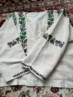 ヴィンテージルーマニア刺繍入り長袖シャツホームスパン美品