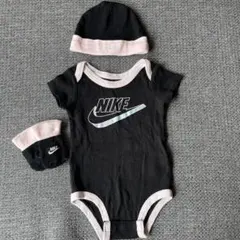 使用済★ベビーNike 黒ピンク ロンパース 帽子・靴下6-12ヶ月