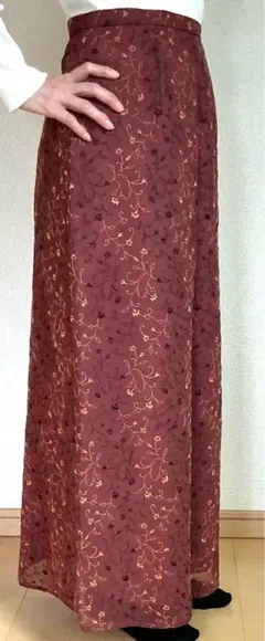 LAUTREAMONT ロートレアモン　花柄刺繍　ロングスカート　ボルドー 2
