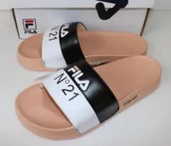 新品 N°21 × FILA ヌメロヴェントゥーノ サンダル 28cm 1020のサムネイル