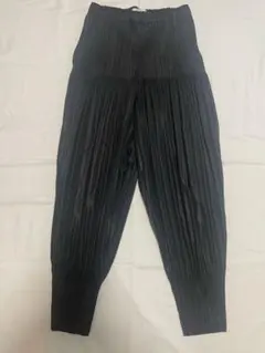 2025年最新】PLEATS PLEASE 割引オプション：通常商品 サルエルパンツ