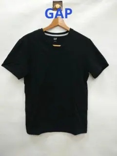 【未使用品】GAP　VネックTシャツ