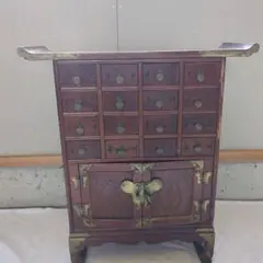 多収納 薬箪笥 古道具 アンティーク 昭和レトロ 当時物 チェスト インテリア ジャパンビンテージ 薬棚 薬箪笥 ドロワーチェスト サイドボード