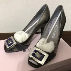 訳有新品未使用◆ダイアナDIANAガンメタ×パープルバックル付ヒール22.5cm