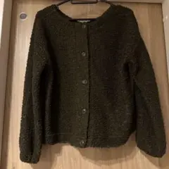 poudoudou オリーブグリーン ボタン付きカーディガン