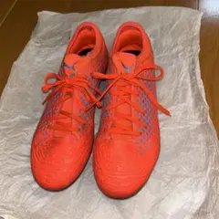 PUMA サッカーシューズ オレンジ