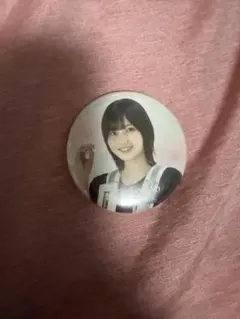 櫻坂46 的野美青 缶バッジ - メルカリ