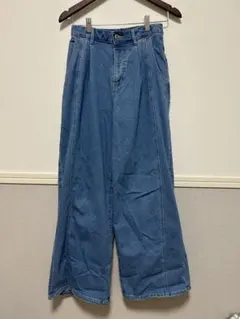 Item thumbnail for item cafa0a46-22dc-4301-b78f-bfc6f6830b4b