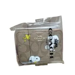 COACH×PEANUTS 二つ折り財布 カーキ コンパクト