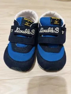 Item thumbnail for item 3f81a539-53e2-405e-827b-87b3658ffcc2