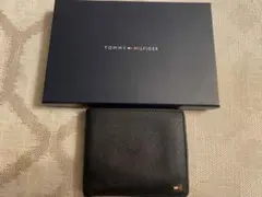 TOMMY HILFIGER 二つ折り財布