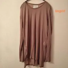 Ungridベージュ 長袖シアートップス　スリット入りF