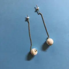 ロングチェーンパール風ピアス