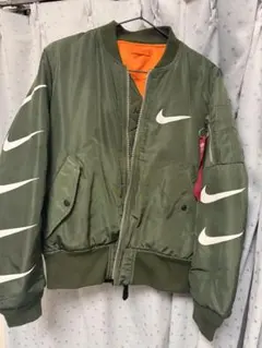 ナイキ NIKE AIR ボンバージャケット MA-1 中綿 限定展開 NIKE AIR ボンバージャケット / MA-1 フライトジャケット