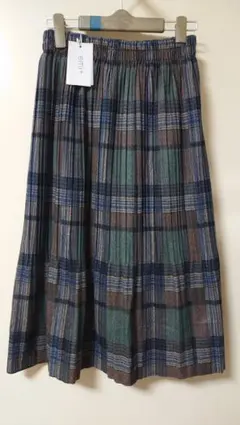【未使用品】emi＋チェック柄 プリーツロングスカート 新品タグ付き