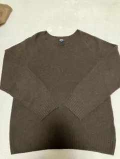 ユニクロ　メンズセーター　ブラウンL