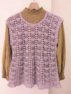 ハンドメイド、レース編みベスト（ピンク）