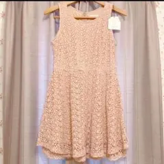 新品未使用タグ付き❗️刺繍模様が可愛い、春にピッタリなワンピース❗️即購入OK❗️