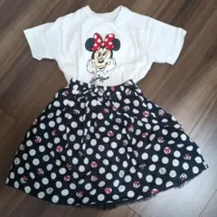 ミニーマウス Tシャツとスカートセット