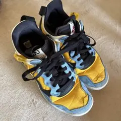 Item thumbnail for item 3ef9e090-caa0-45f7-b8c5-c70ec1fda6b6