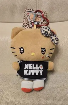 キティちゃんのマスコットポーチ　ギャル3