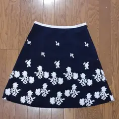TOCCA　お花刺繍スカート　サイズ0のサムネイル
