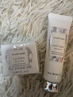 【新品未使用】JILLSTUARTハンドクリーム＆リップバームセット