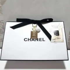 CHANEL ココ マドモアゼル チャーム付きギフトバッグ 最新