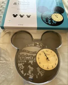 Disney Mickey & Minnie Silhouette Clock