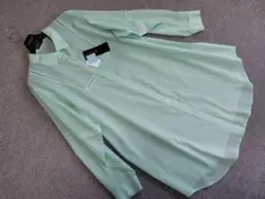大きいサイズ新品クリッツィアUV対策シアーブレンドロングシャツ44緑29700円のサムネイル