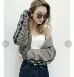 GYDA ラインショートブルゾンのサムネイル