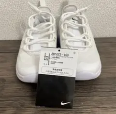 【美品】NIKE エアマックス アクシス 白 18.5cm キッズ スニーカー