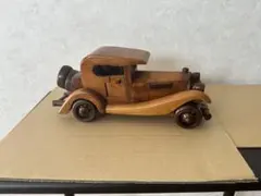 木彫りクラッシックカー