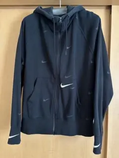 NIKE 総柄スウッシュ　フルジップパーカー ブラック M