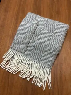 LAPUAN KANKURIT ポケット付きショール MARIA